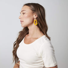 Load image into Gallery viewer, Taylor Earrings
